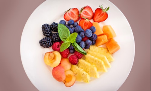 This Is How To Indulge In A Home-Spa Day In Pregnancy fruit